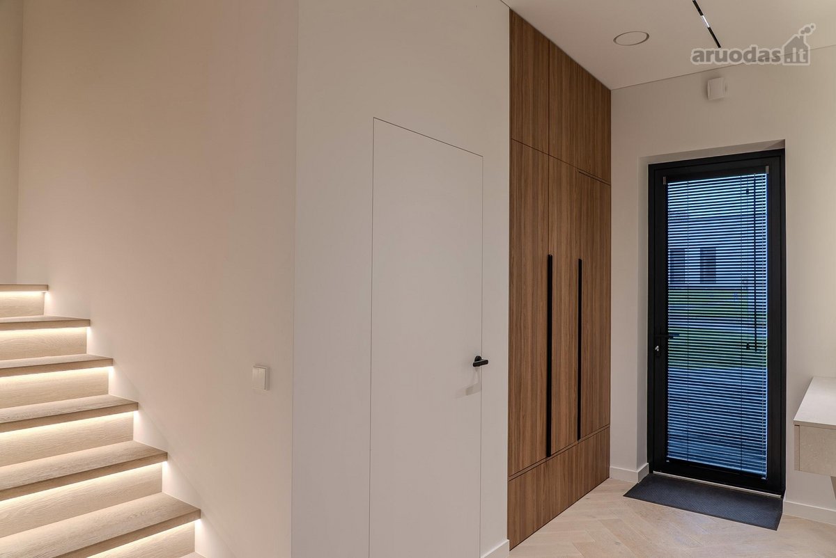 Parduodamas stilingai įrengtas 167,17 m² - nuotraukos Nr. 18