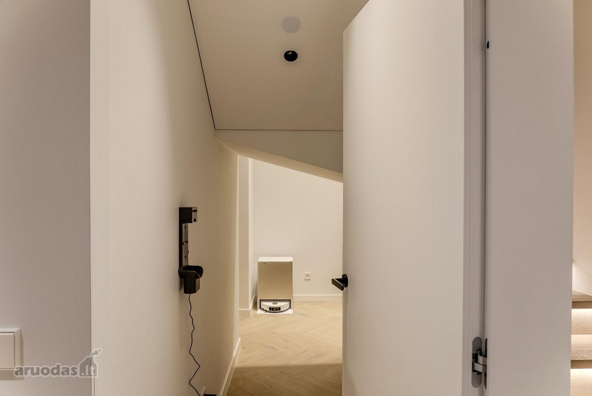Parduodamas stilingai įrengtas 167,17 m² - nuotraukos Nr. 13