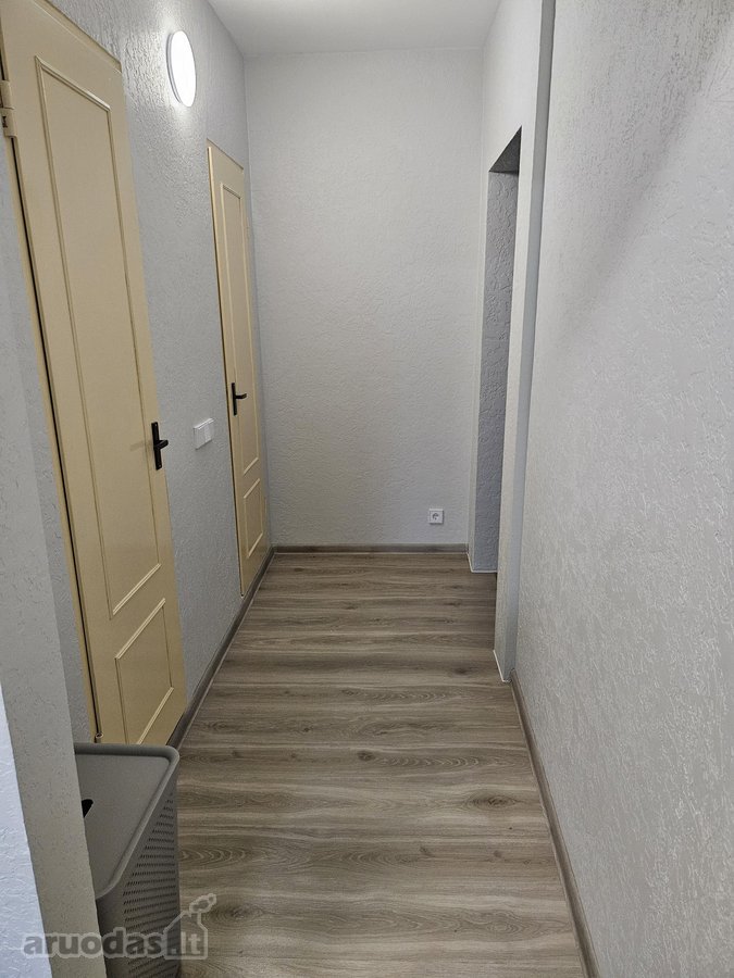 Nuomojamas vieno kambario vidinis, šiltas - nuotraukos Nr. 7