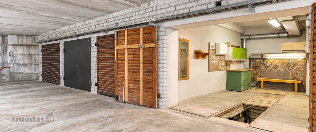 Parduodamas 33,1 M² Garažas Su Rūsiu Po Visu - nuotraukos Nr. 12