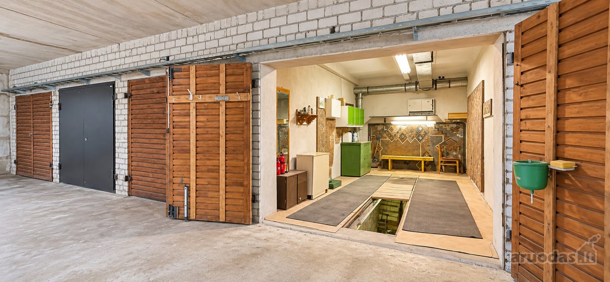Parduodamas 33,1 M² Garažas Su Rūsiu Po Visu - nuotraukos Nr. 3