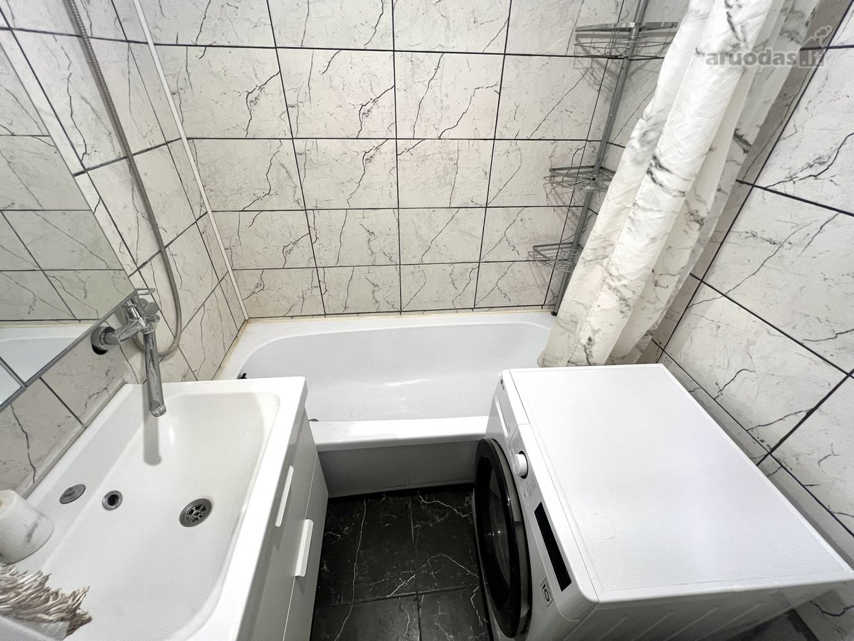 Tvarkingas 2 Izoliuotų Kambarių Butas Naujoje - nuotraukos Nr. 10