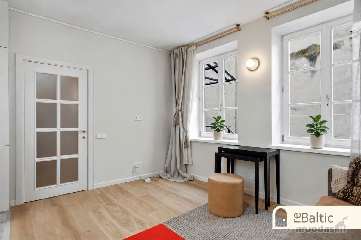 Unikalus butas pačioje Vilniaus širdyje - nuotraukos Nr. 5