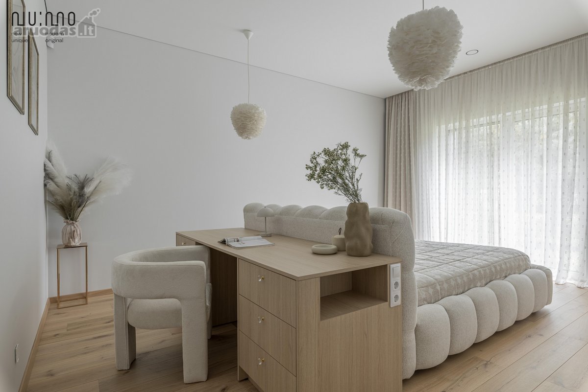 Parduodamas erdvus, puikiai išlaikytas namas - nuotraukos Nr. 18