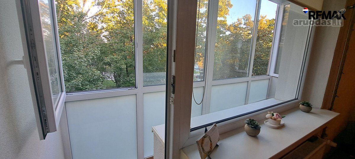 Parduodamas erdvus, tvarkingas 2 kambarių - nuotraukos Nr. 5