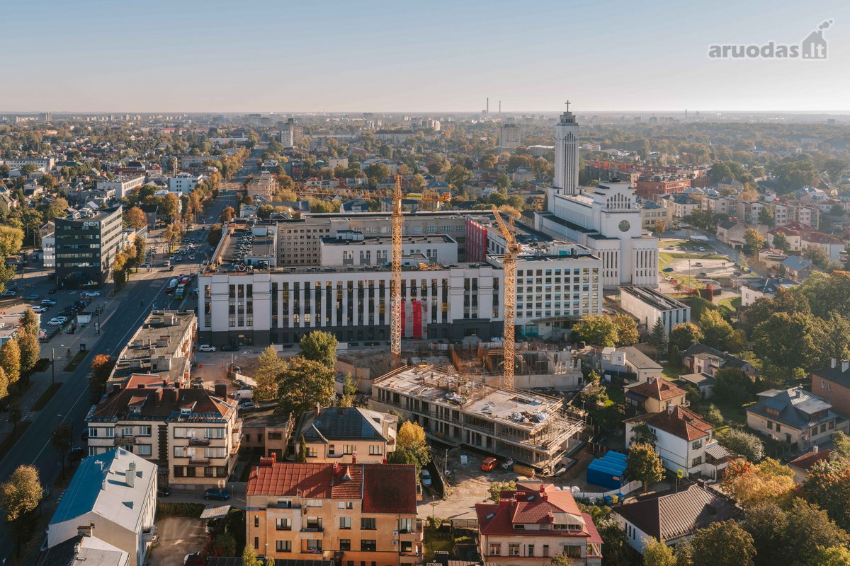 Gyvenimas Žaliakalnio šlaite su miesto panorama - nuotraukos Nr. 12