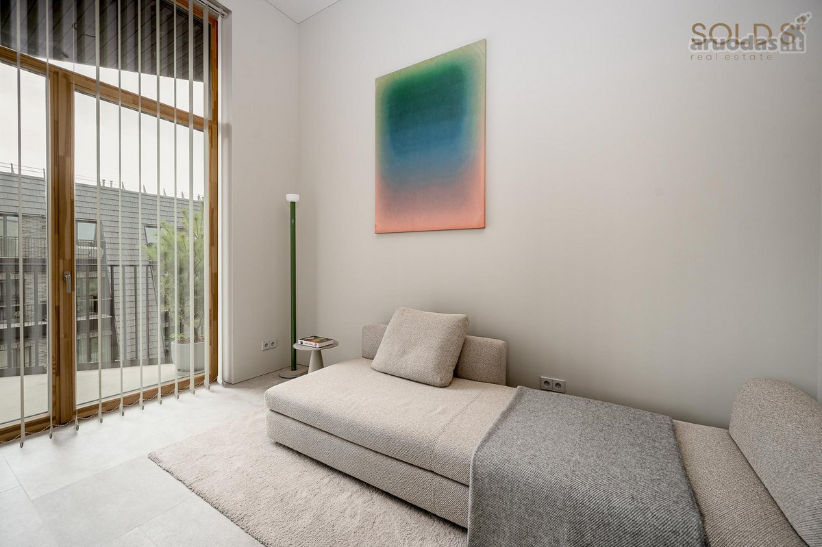 Parduodami šviesūs ir erdvūs apartamentai su - nuotraukos Nr. 13