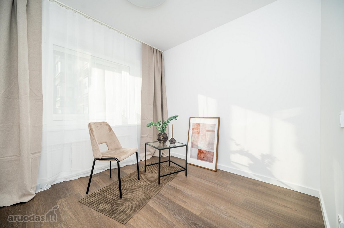 53,4 m²  3 kambariai  5/5 aukštas  4 m² - nuotraukos Nr. 15