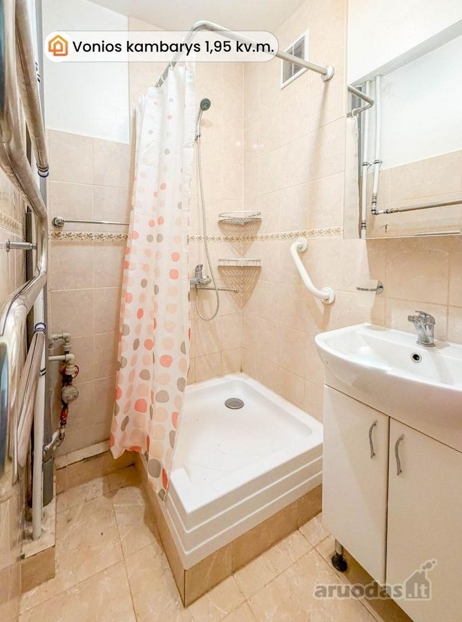 Parduodamas erdvus ir šviesus 3 kambarių - nuotraukos Nr. 19