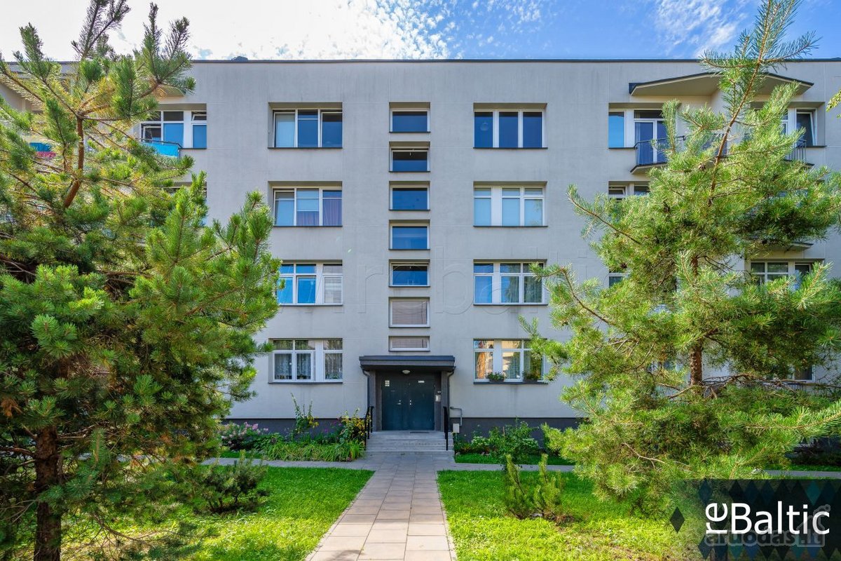 Išnuomojamas puikiai įrengtas, erdvus ir - nuotraukos Nr. 19