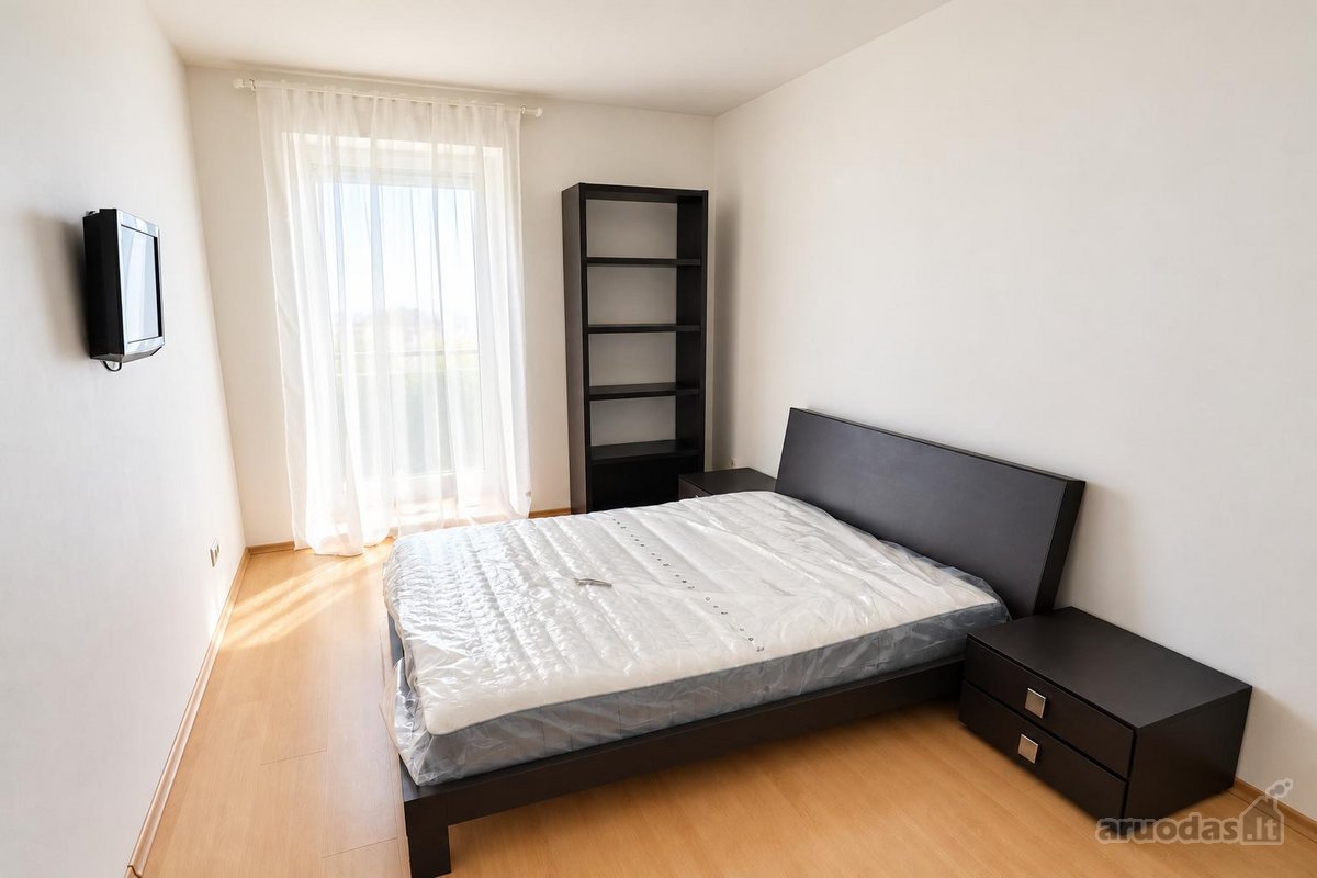 Erdvus 2 k. butas (56,01 m² + balkonas 5,47 m²). - nuotraukos Nr. 8