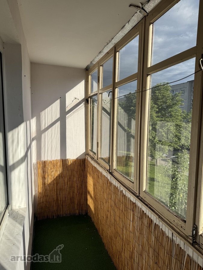 Parduodamas erdvus 3 kambarių butas atokiau - nuotraukos Nr. 4