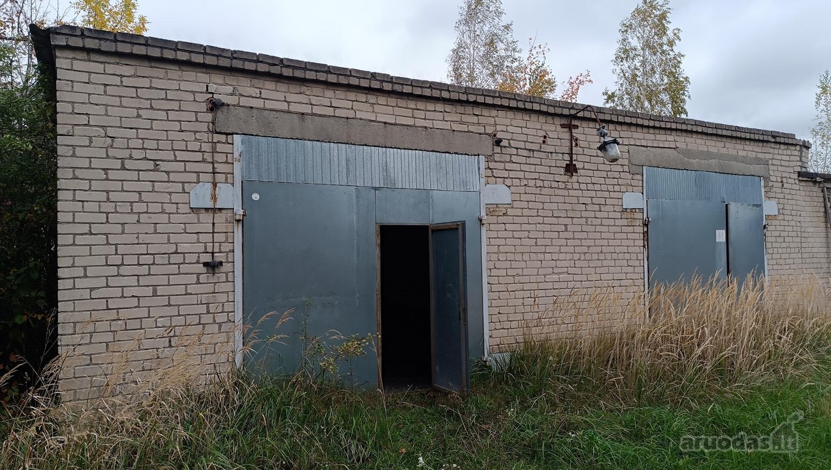 Nuomojamos 132,48 m² garažo patalpos su - nuotraukos Nr. 3