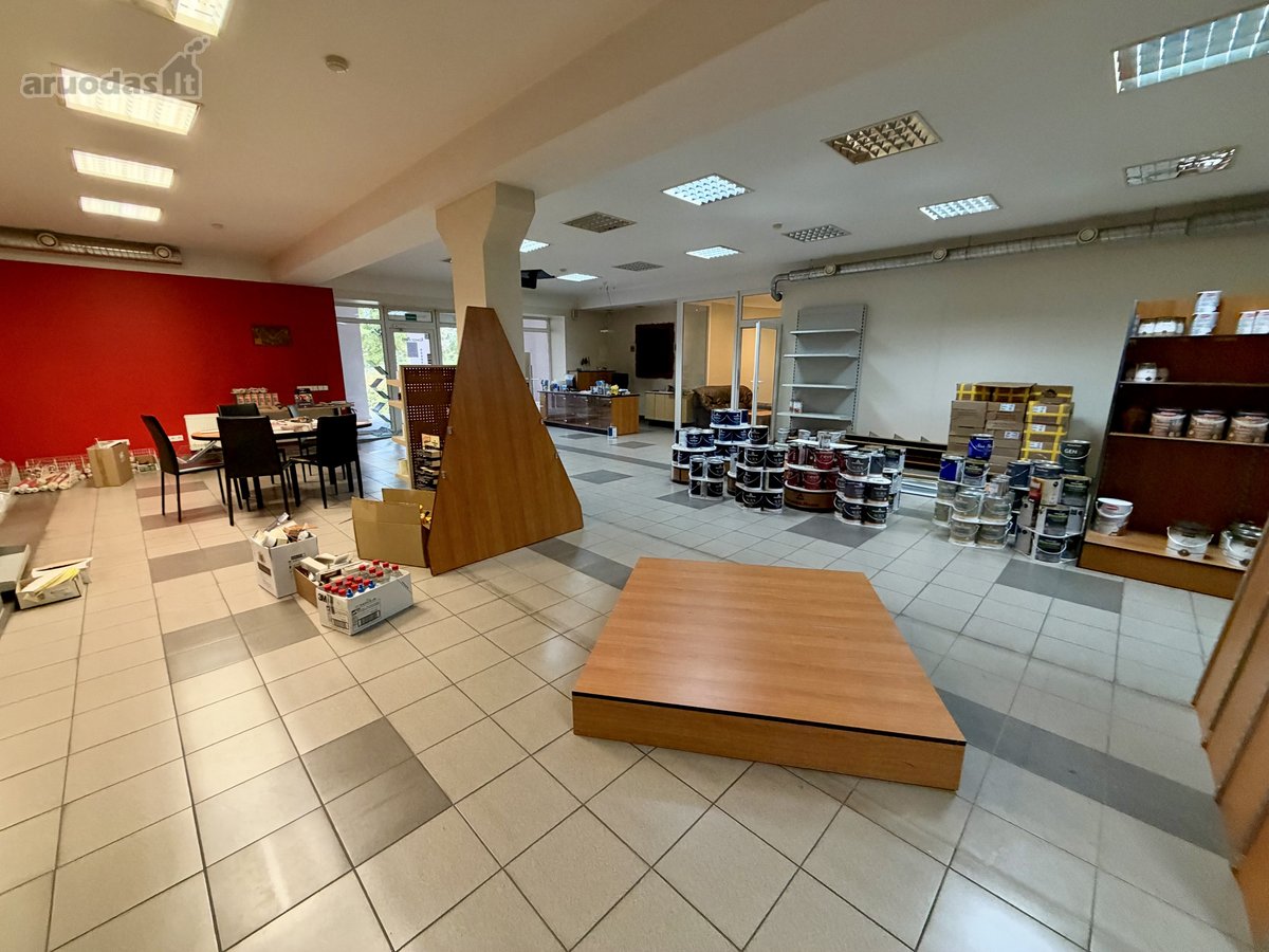 Komercinės patalpos šalia pagrindinės gatvės - nuotraukos Nr. 3