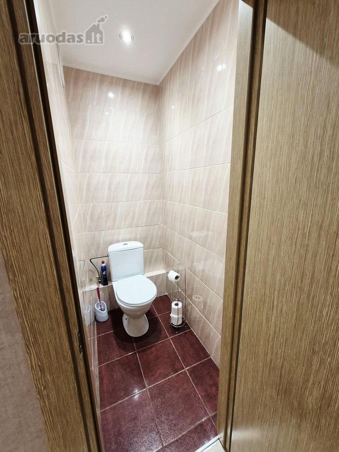 Nuomojamas dviejų kambarių butas renovuotame - nuotraukos Nr. 7