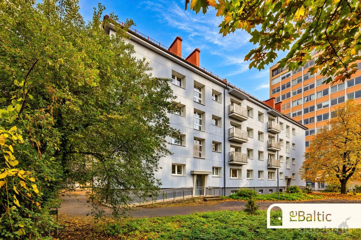 Funkcionaliai suplanuotas trijų kambarių - nuotraukos Nr. 21