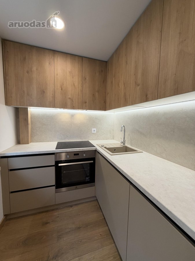 Jaukus 2 kambarių, 50 m² butas po kapitalinio - nuotraukos Nr. 8