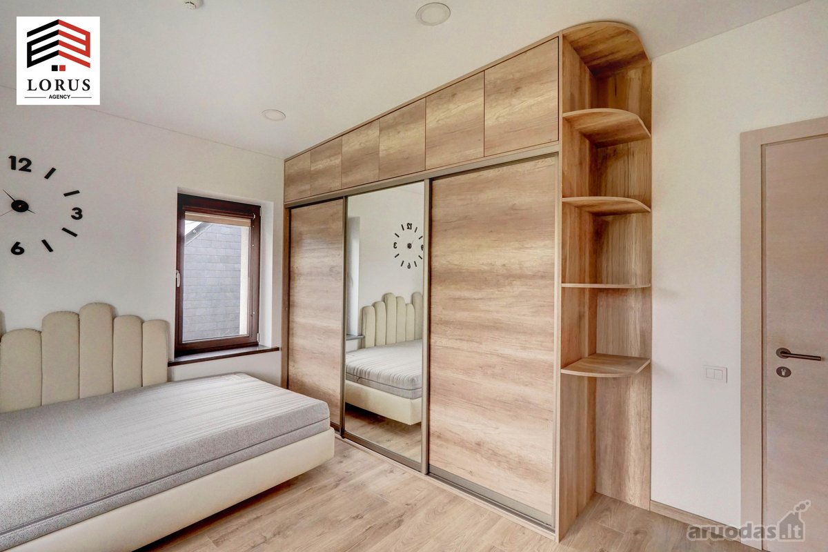 Parduodamas Erdvus 237.43 m² Namas Pilaitėje, - nuotraukos Nr. 6