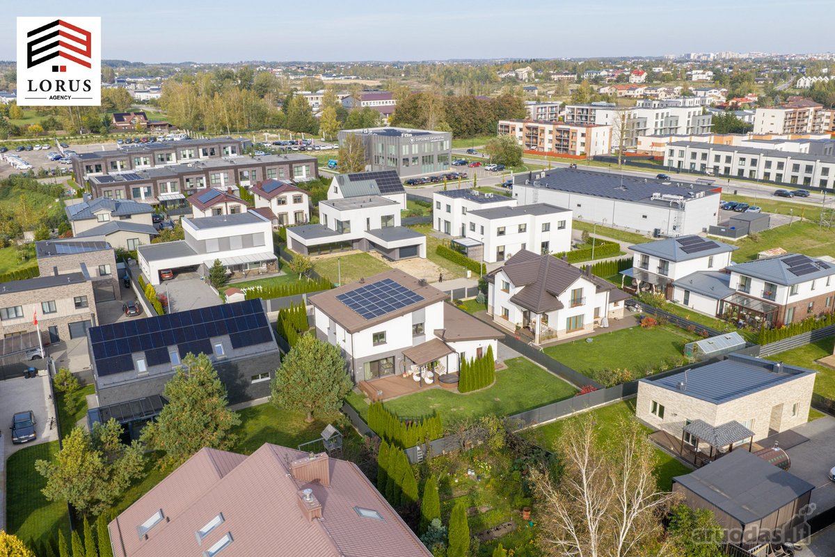 Parduodamas Erdvus 237.43 m² Namas Pilaitėje, - nuotraukos Nr. 23