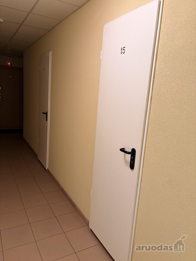 Parduodamas erdvus, šviesus 2 kambarių butas - nuotraukos Nr. 20