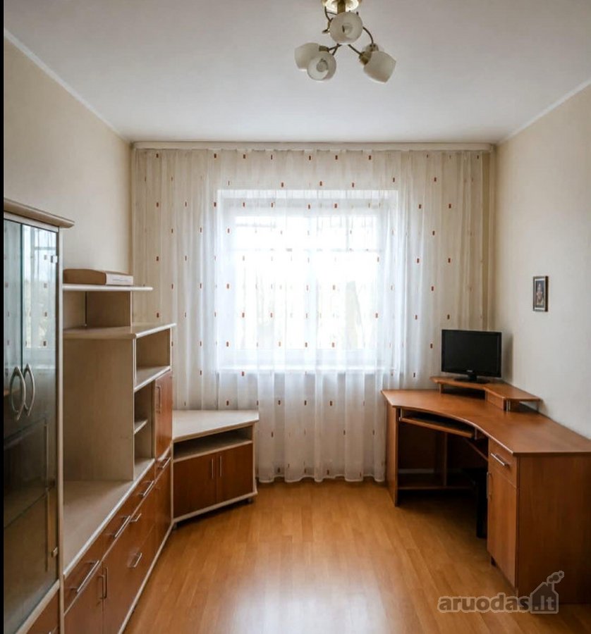 Parduodamas Erdvus 4 Kambarių Butas Su Holu - nuotraukos Nr. 3