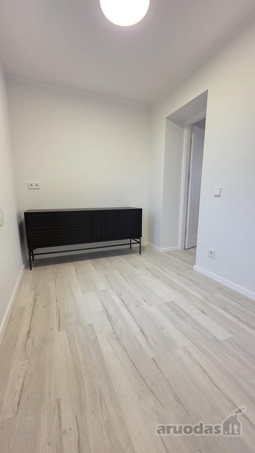 Išnuomuojamas Erdvus 4 Kambarių Namas (Butas) - nuotraukos Nr. 26