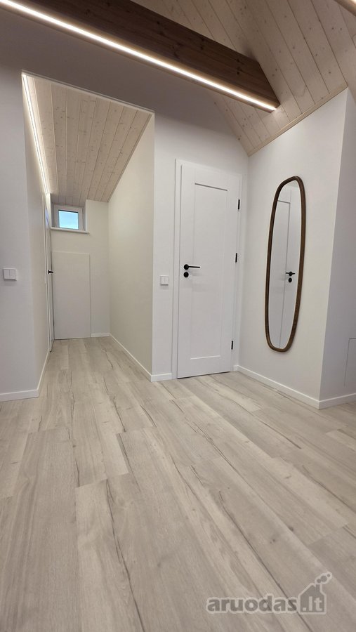 Išnuomuojamas Erdvus 4 Kambarių Namas (Butas) - nuotraukos Nr. 57