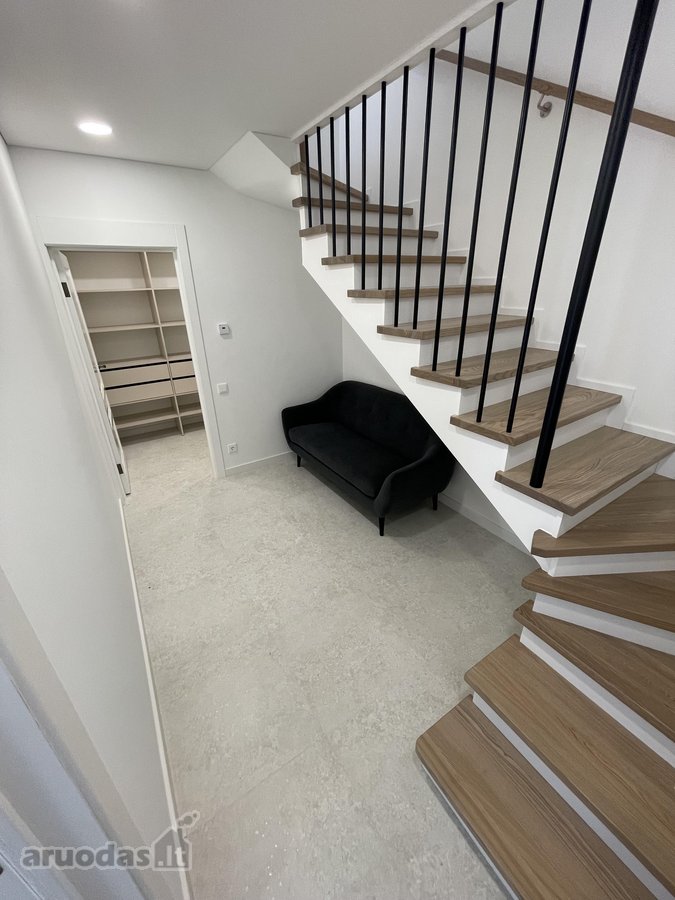 Išnuomojamas naujas, moderniai įrengtas namas - nuotraukos Nr. 9