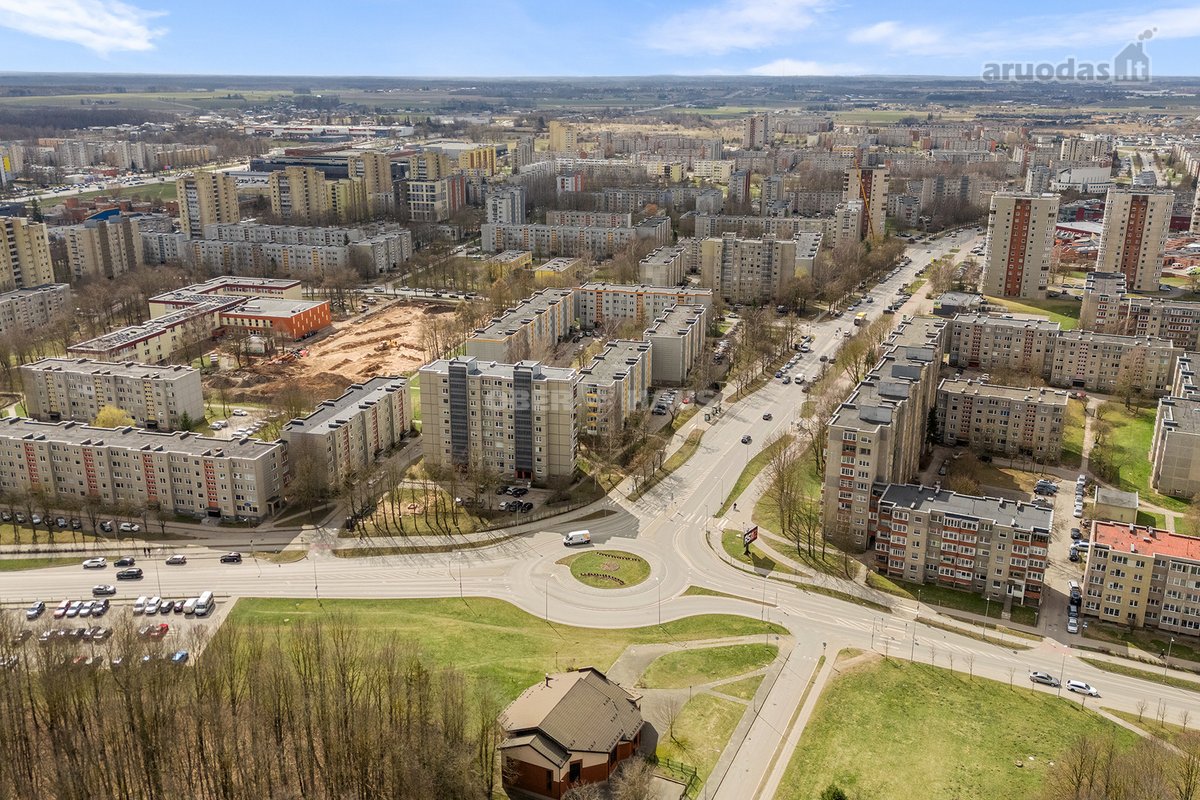 Siūlome įsigyti erdvų 3 kambarių, tvarkingą - nuotraukos Nr. 2