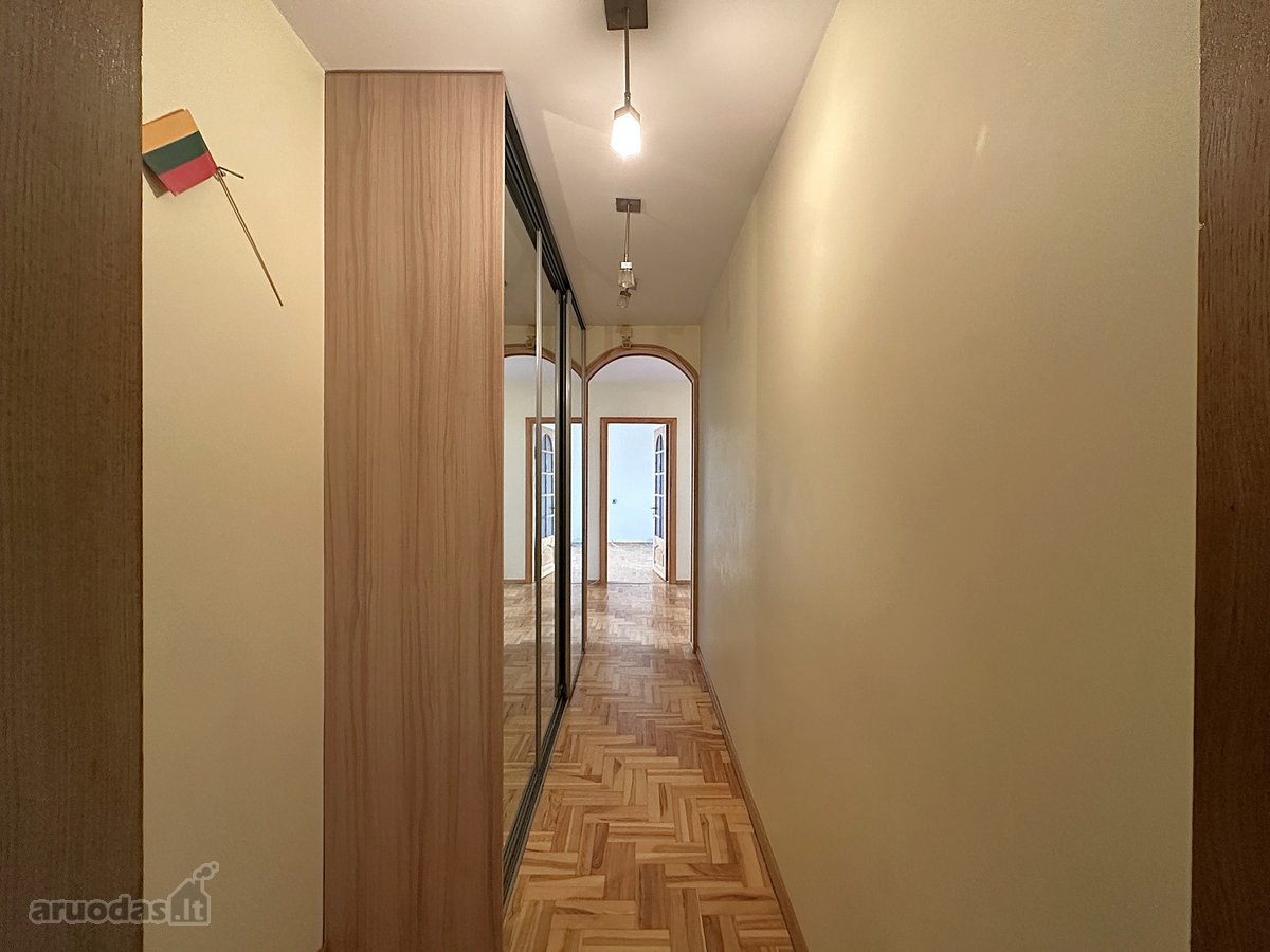 Parduodamas Erdvus 3 K. Butas Kniaudiškių G. - nuotraukos Nr. 4