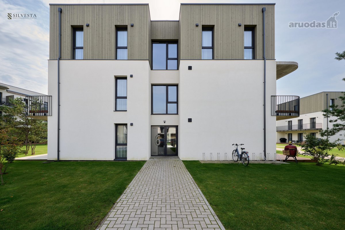 Popietės saulė erdviame balkone, - nuotraukos Nr. 11