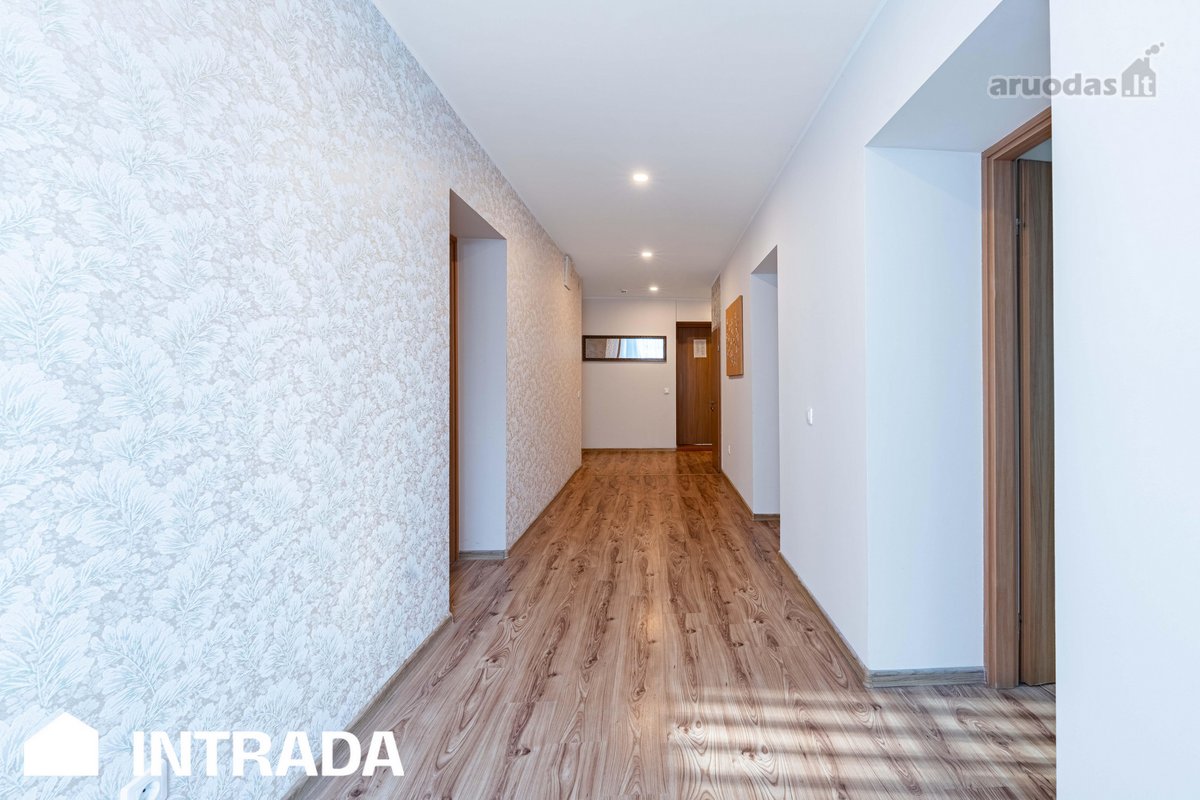 Darbėnų Centre Parduodamas 485,71 M² Pastatų - nuotraukos Nr. 16