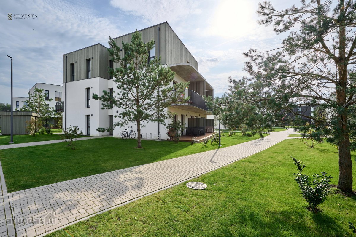 Popietės saulė erdviame balkone, - nuotraukos Nr. 10