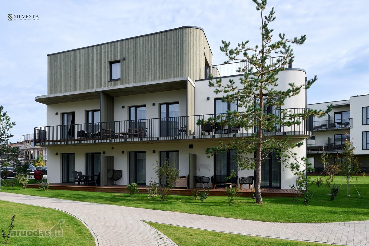 Popietės saulė erdviame balkone, - nuotraukos Nr. 8