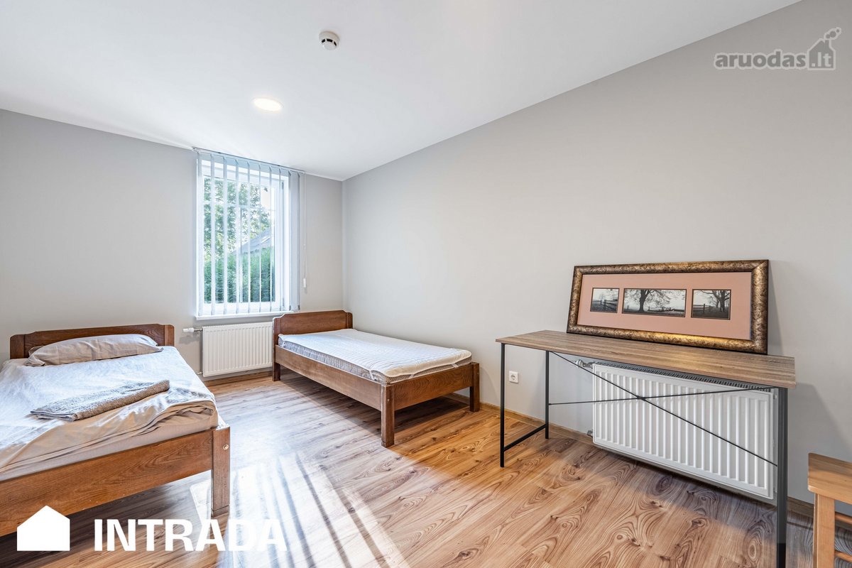 Darbėnų Centre Parduodamas 485,71 M² Pastatų - nuotraukos Nr. 23