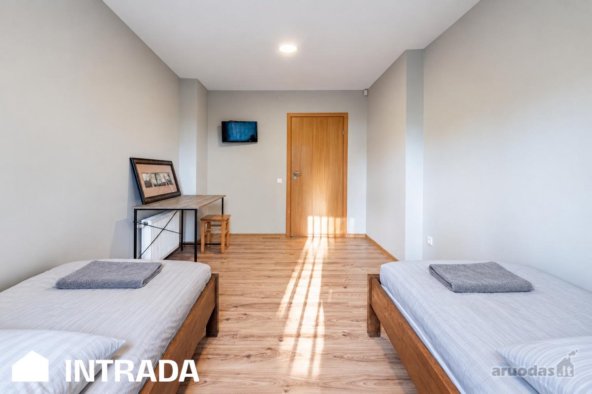 Darbėnų Centre Parduodamas 485,71 M² Pastatų - nuotraukos Nr. 22