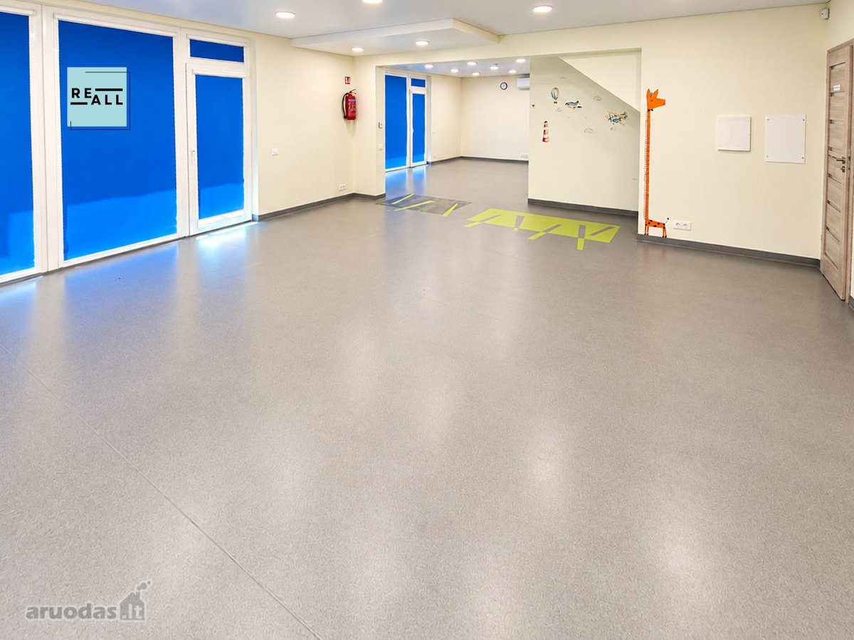 Nuomojamos Funkcionalios 300 M² Komercinės - nuotraukos Nr. 4
