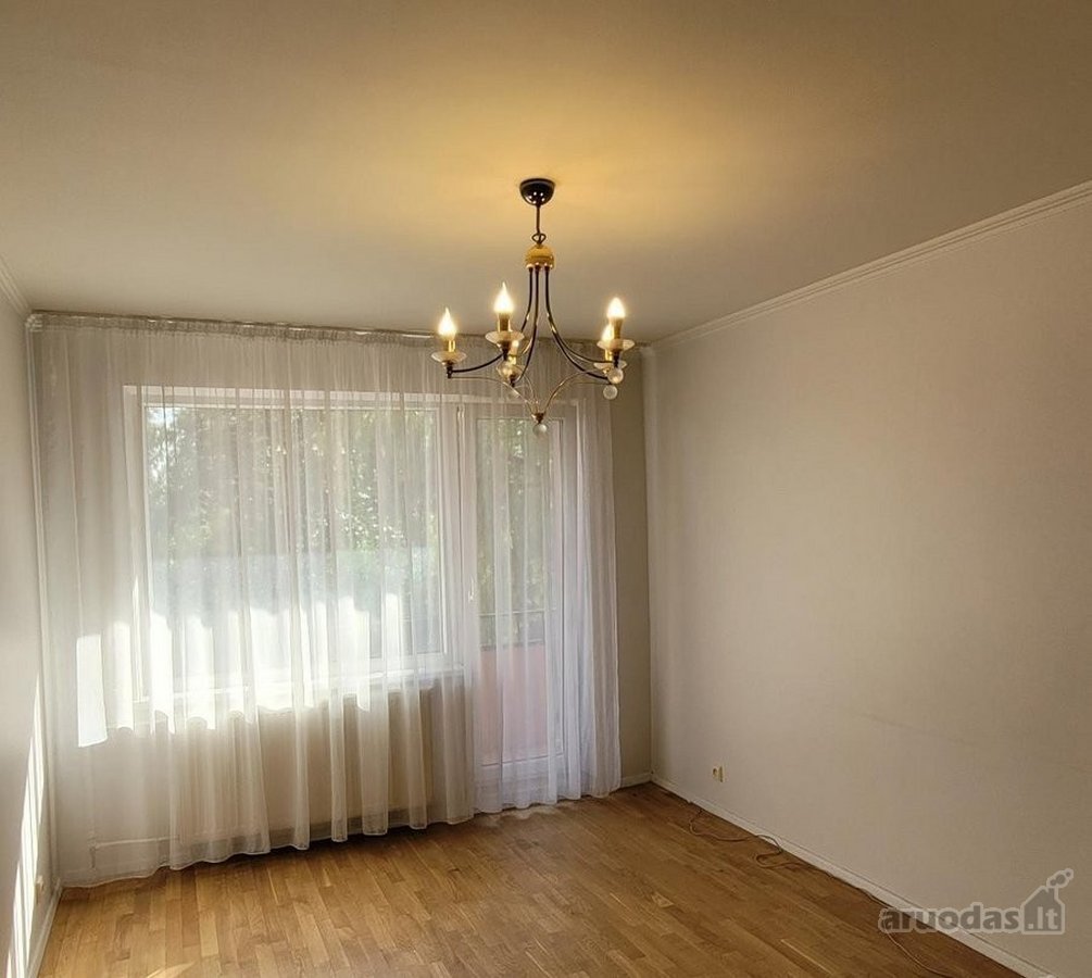 Parduodamas šviesus ir šiltas 61 m² 3 - nuotraukos Nr. 3
