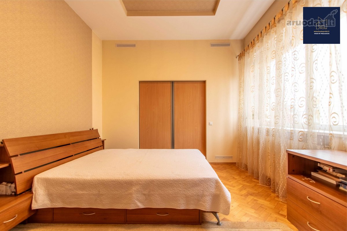 Parduodamas erdvus 4 kambarių butas Katedros - nuotraukos Nr. 13