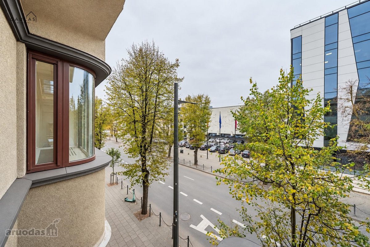 Parduodamas Erdvus 4 Kambarių Butas Su Dviem - nuotraukos Nr. 19