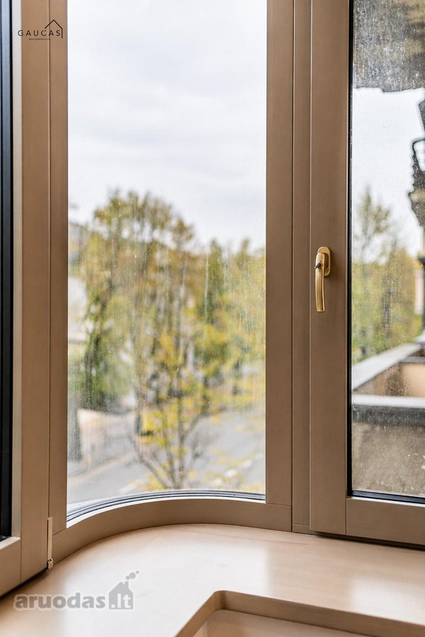 Parduodamas Erdvus 4 Kambarių Butas Su Dviem - nuotraukos Nr. 30