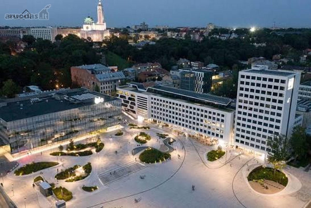 Parduodamas Erdvus 4 Kambarių Butas Su Dviem - nuotraukos Nr. 35