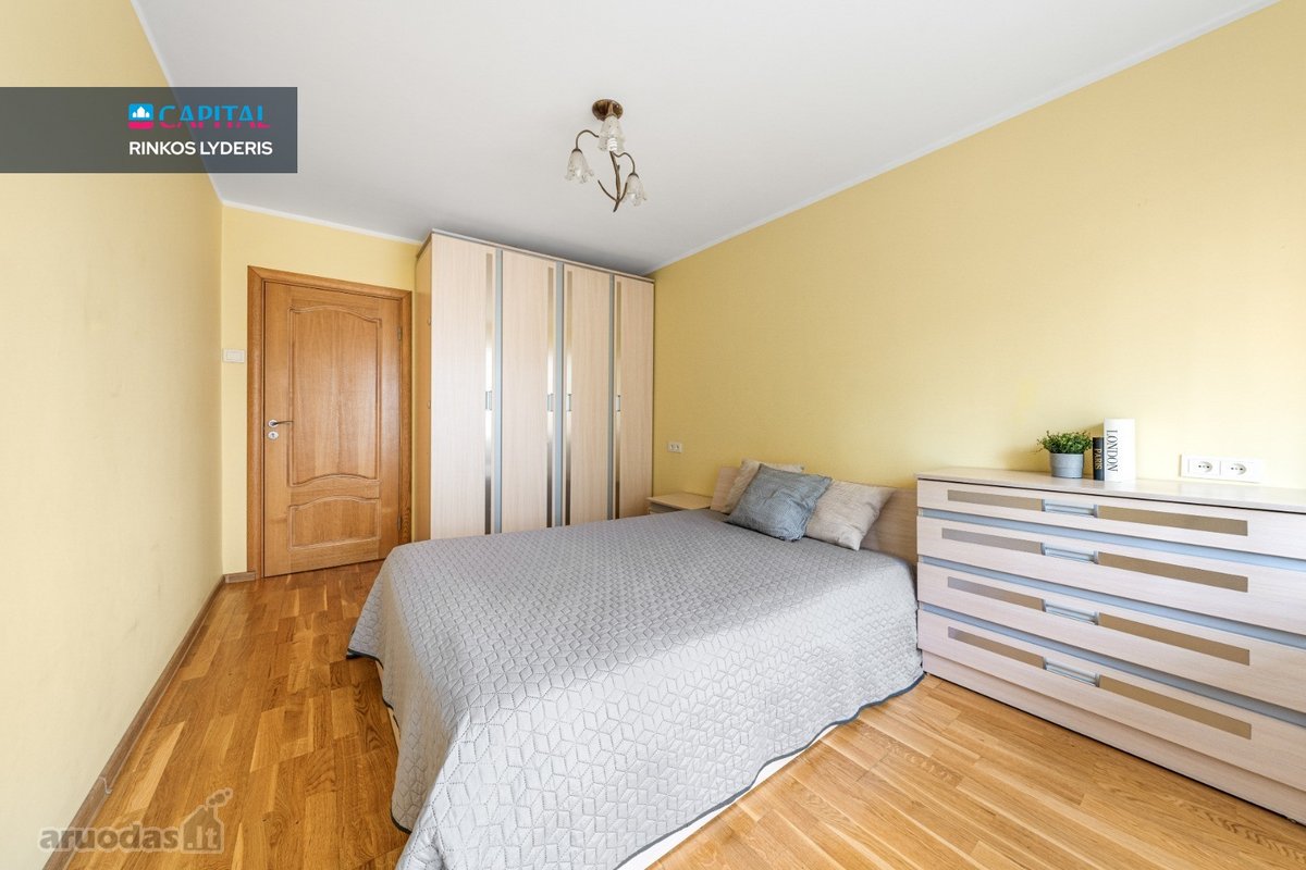 Suremontuotas Trijų Kambarių Butas Šalia - nuotraukos Nr. 6