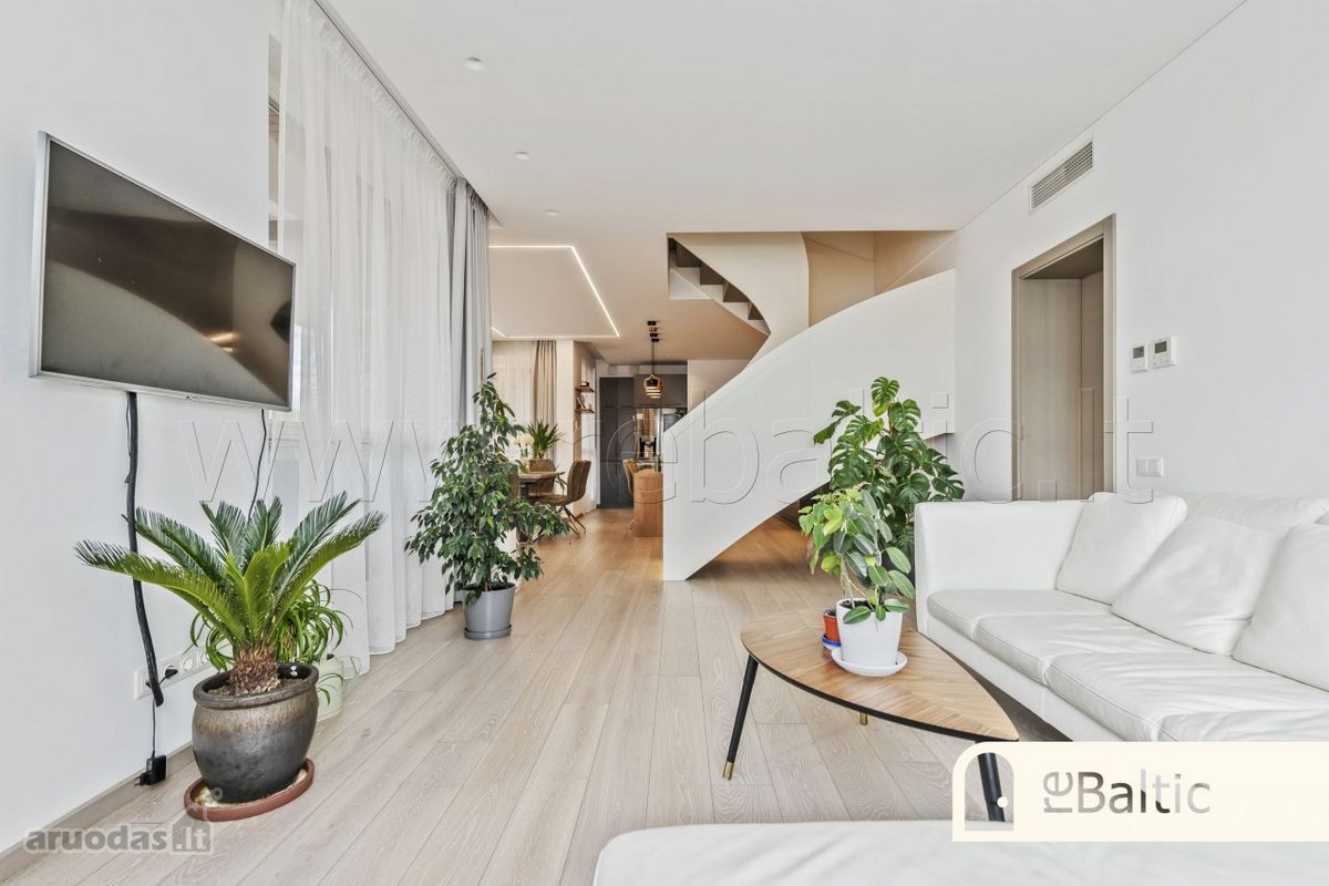 Prestižiniai 4 kambarių apartamentai - nuotraukos Nr. 9
