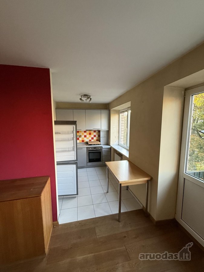 Parduodamas 54 m² butas su balkonu į vidinį - nuotraukos Nr. 2