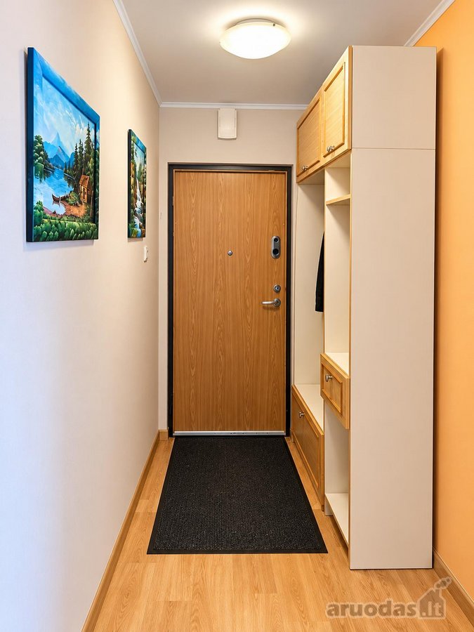 Butas yra renovuotame daugiabutyje, todėl - nuotraukos Nr. 2