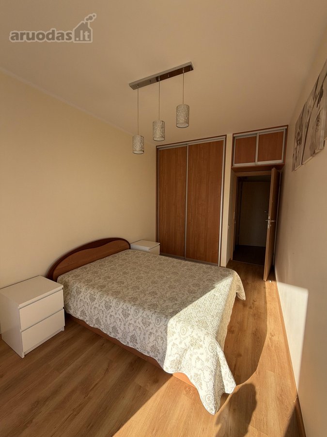 Nuomojamas šviesus 2 kambarių butas Pilaitėje - nuotraukos Nr. 11