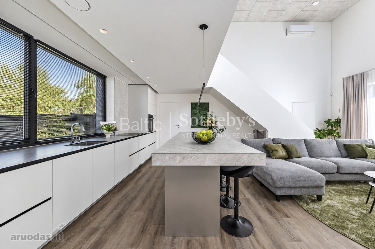 Architektūra, šviesa ir pušų ramybė - nuotraukos Nr. 11