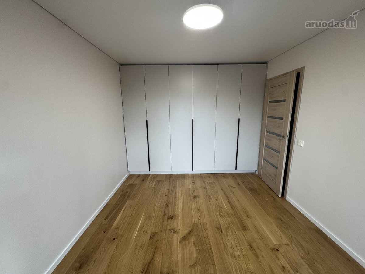 Išnuomojamas Tvarkingas, Pilnai Suremontuotas - nuotraukos Nr. 16