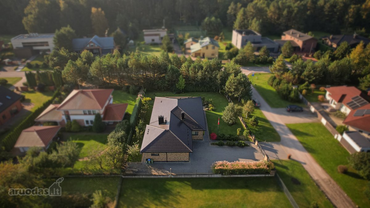 Kokybiškai Pastatytas Namas, Su Erdviu Beveik - nuotraukos Nr. 23